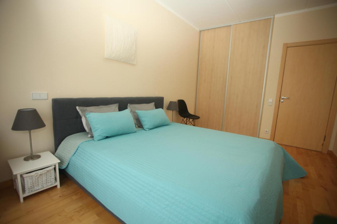 Cozy Home Apartment Kaivas, Free Parking, Self Check-In Riga Exteriör bild
