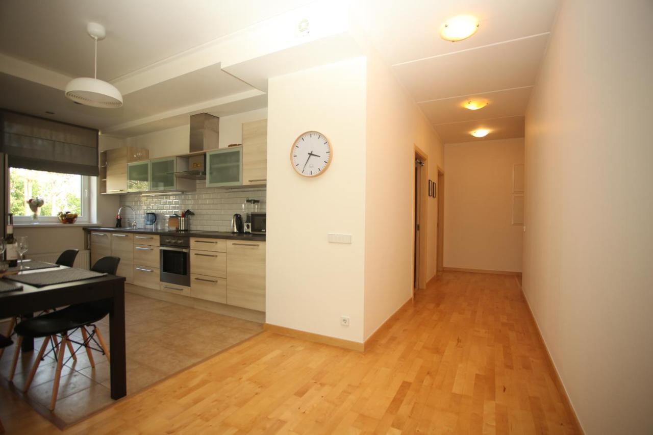 Cozy Home Apartment Kaivas, Free Parking, Self Check-In Riga Exteriör bild