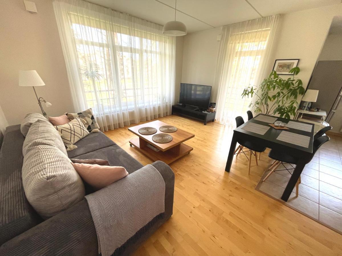 Cozy Home Apartment Kaivas, Free Parking, Self Check-In Riga Exteriör bild